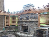 Outdoor Kitchens & Fireplaces